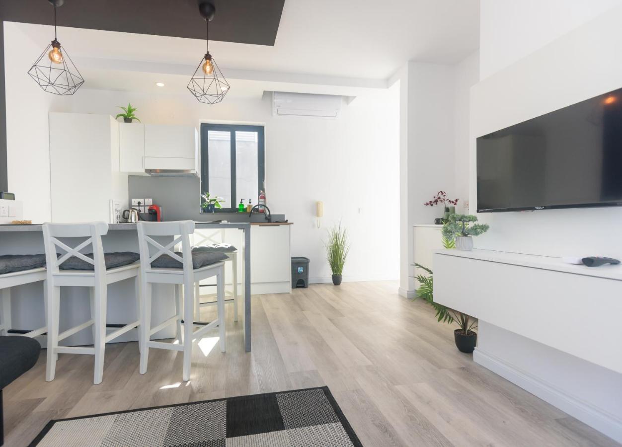 Sarah'S Penthouse In Sliema Apartment Luaran gambar